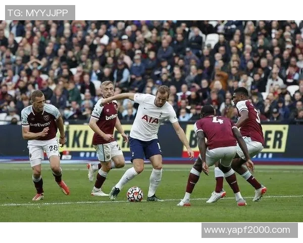 伯恩茅斯主场迎战桑德兰双方争夺英冠关键三分之战