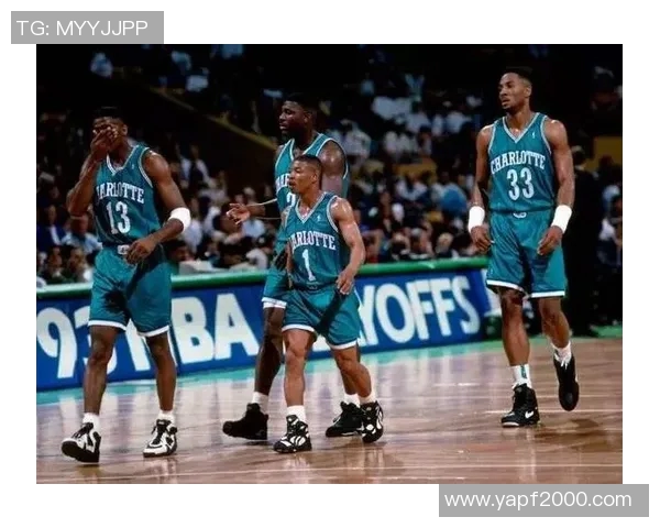 博格斯与乔丹的传奇对决：篮球历史上的巅峰时刻与影响力分析